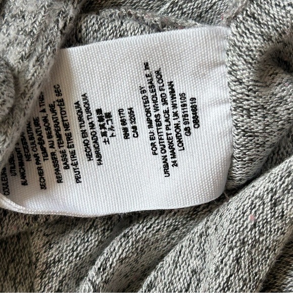 Free People All Types Of Twisted Top Grey Size S - Picture 8 of 9